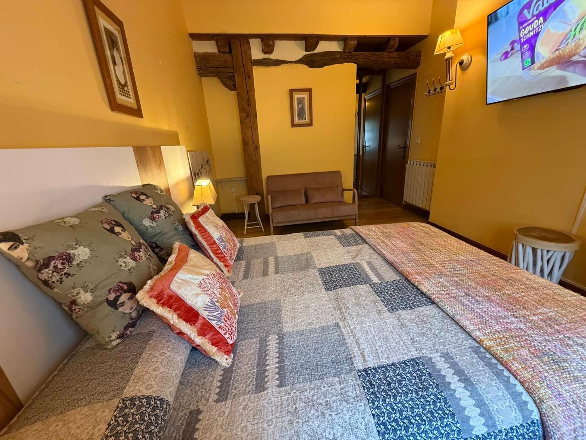Casa Peluaga Vendégház Oiartzun Kültér fotó