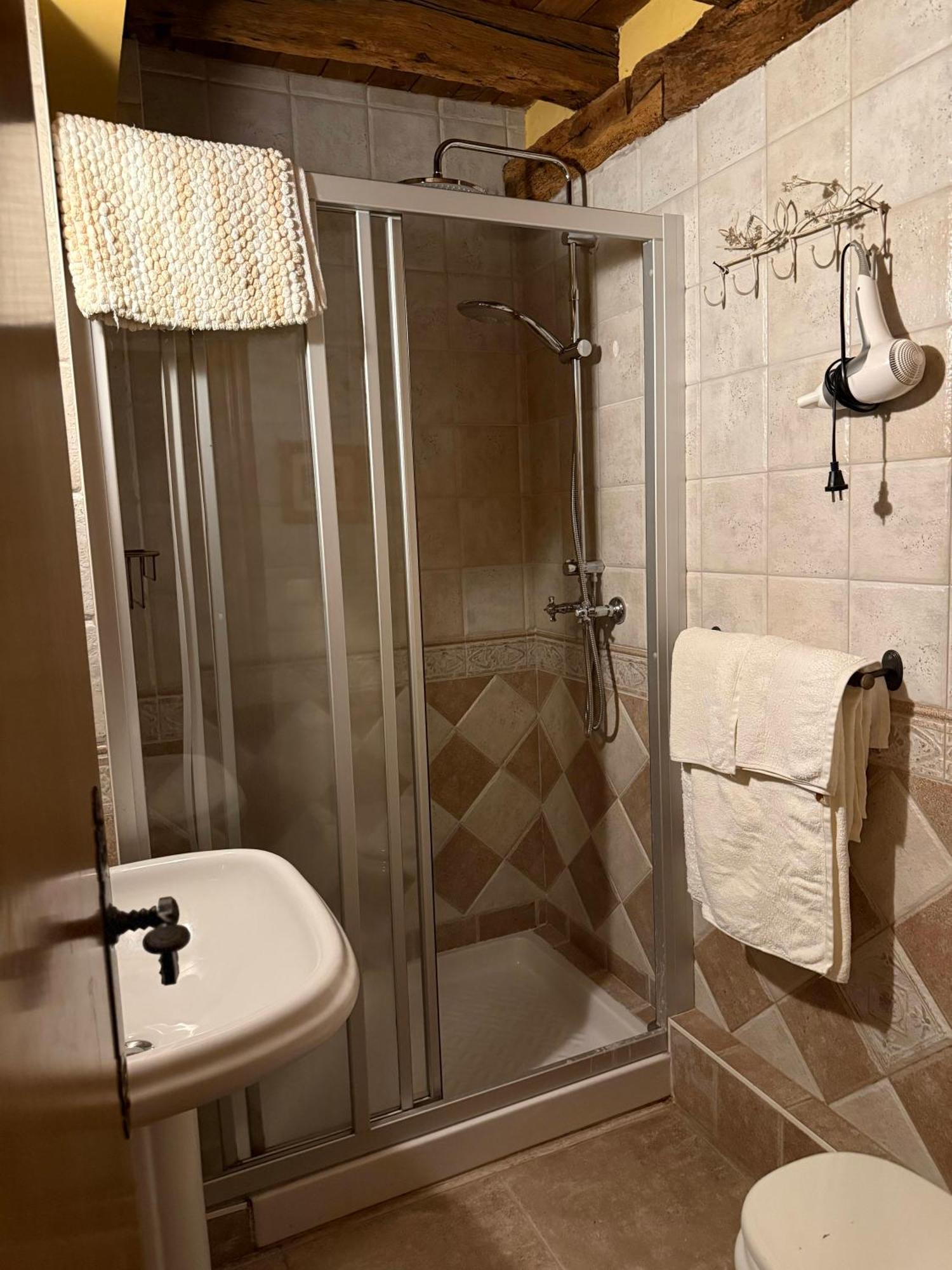 Casa Peluaga Vendégház Oiartzun Kültér fotó