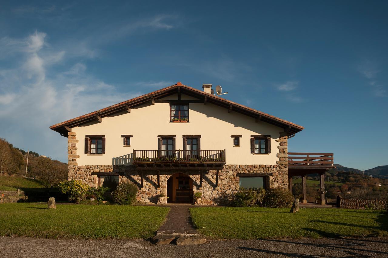 Casa Peluaga Vendégház Oiartzun Kültér fotó